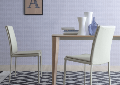 Тапициран стол Tonin Casa Scarlet
